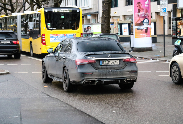 Mercedes-AMG E 63 S W213 2021