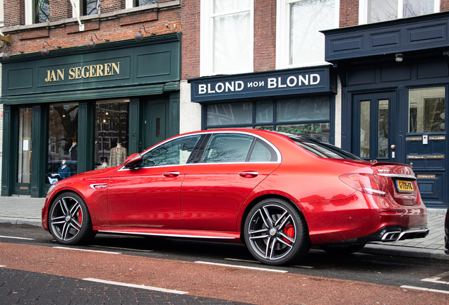 Mercedes-AMG E 63 S W213