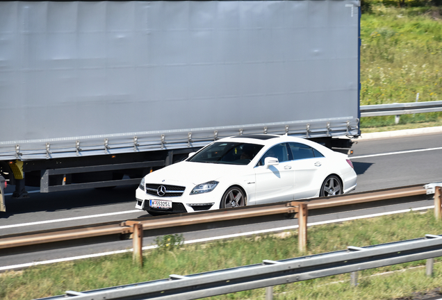 Mercedes-Benz CLS 63 AMG C218