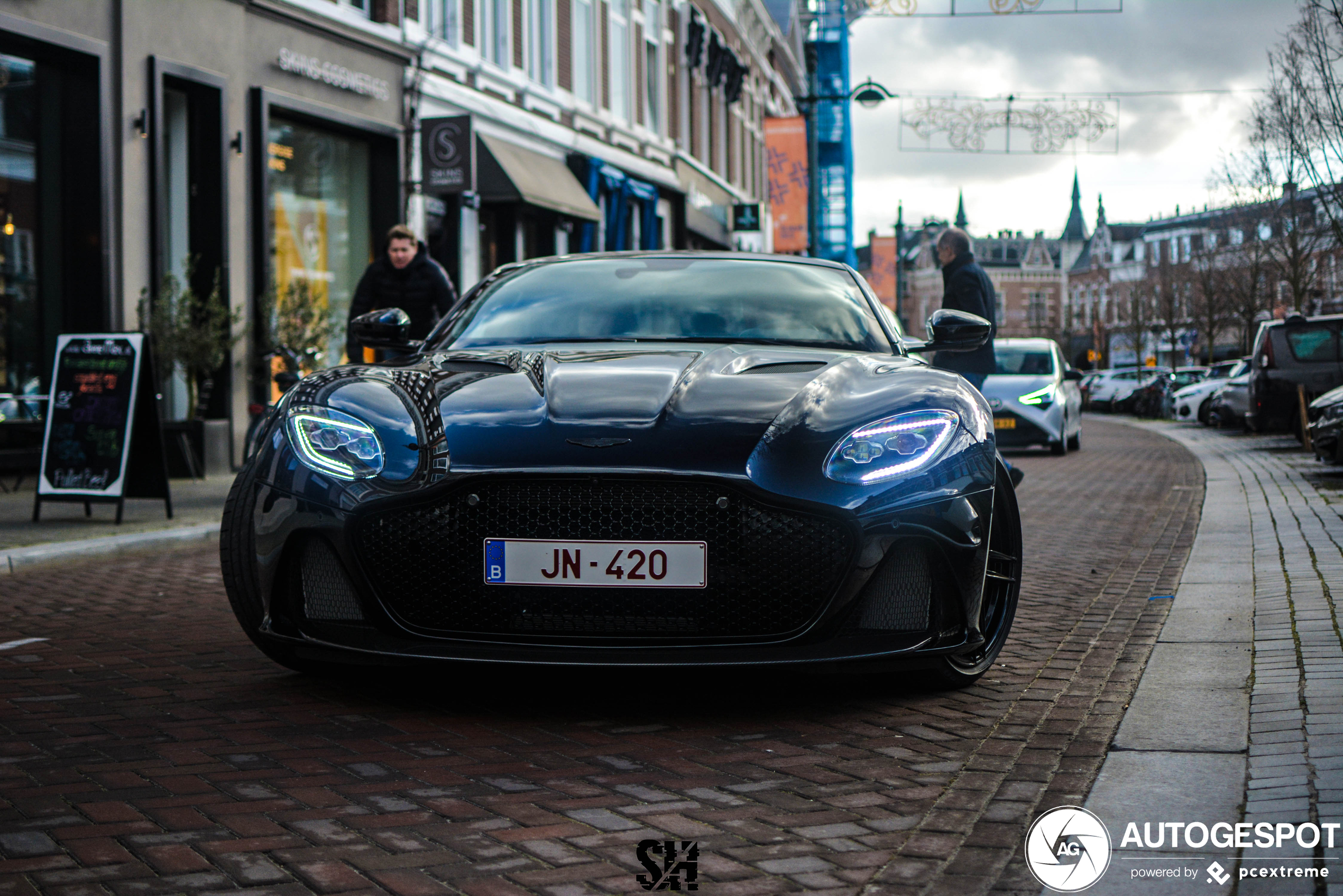 Aston Martin DBS Superleggera