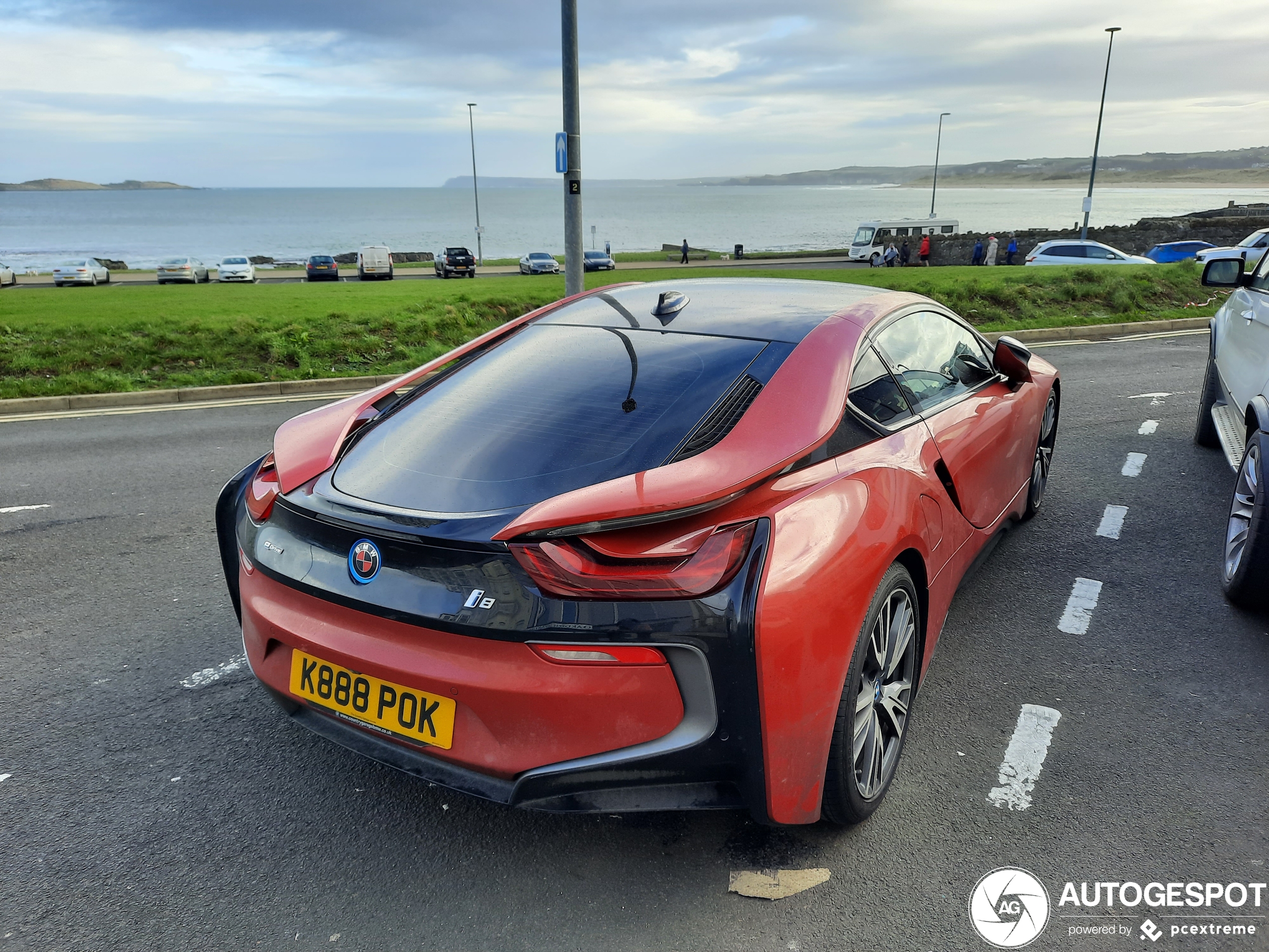 BMW i8 Protonic Red Edition