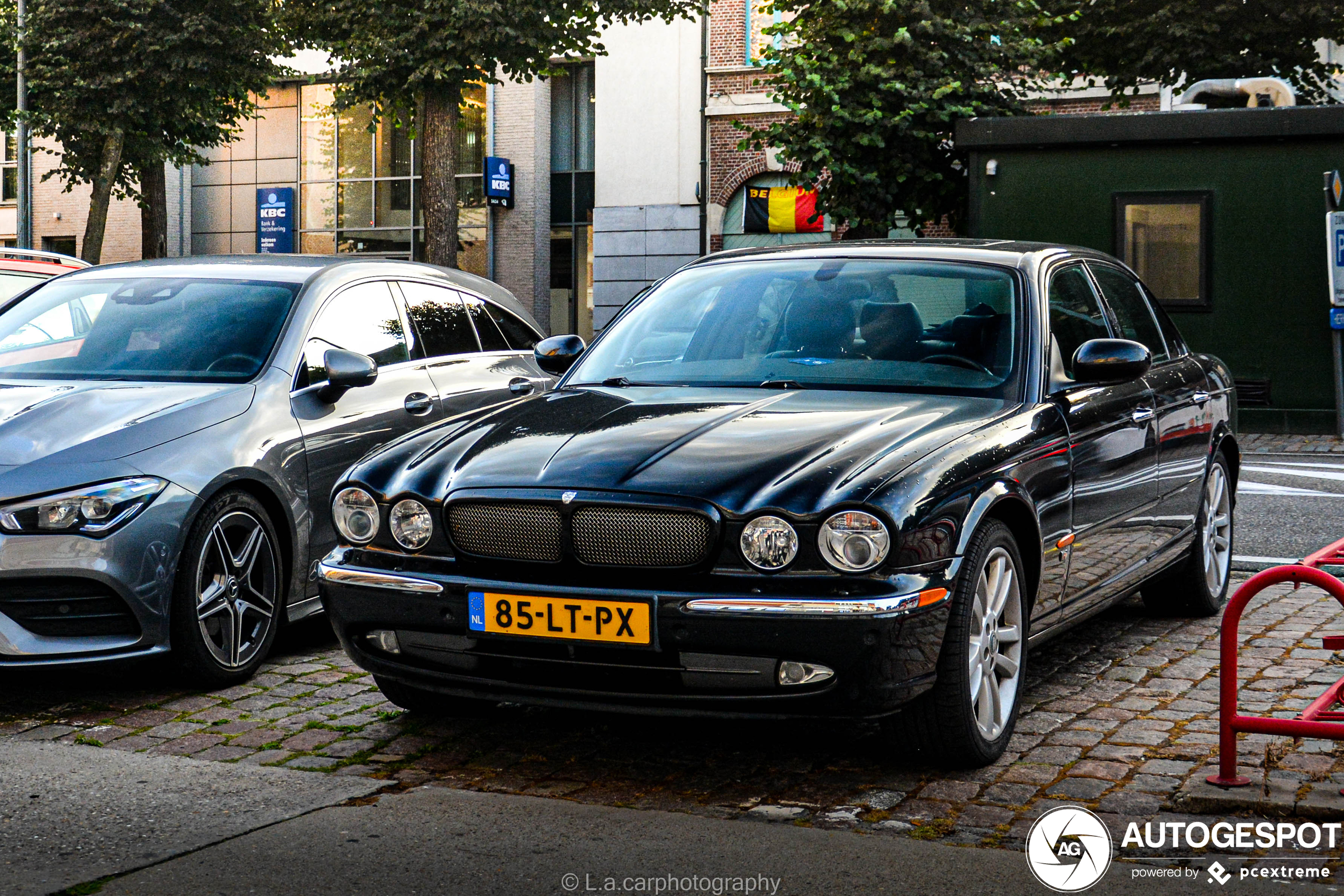 Jaguar XJR