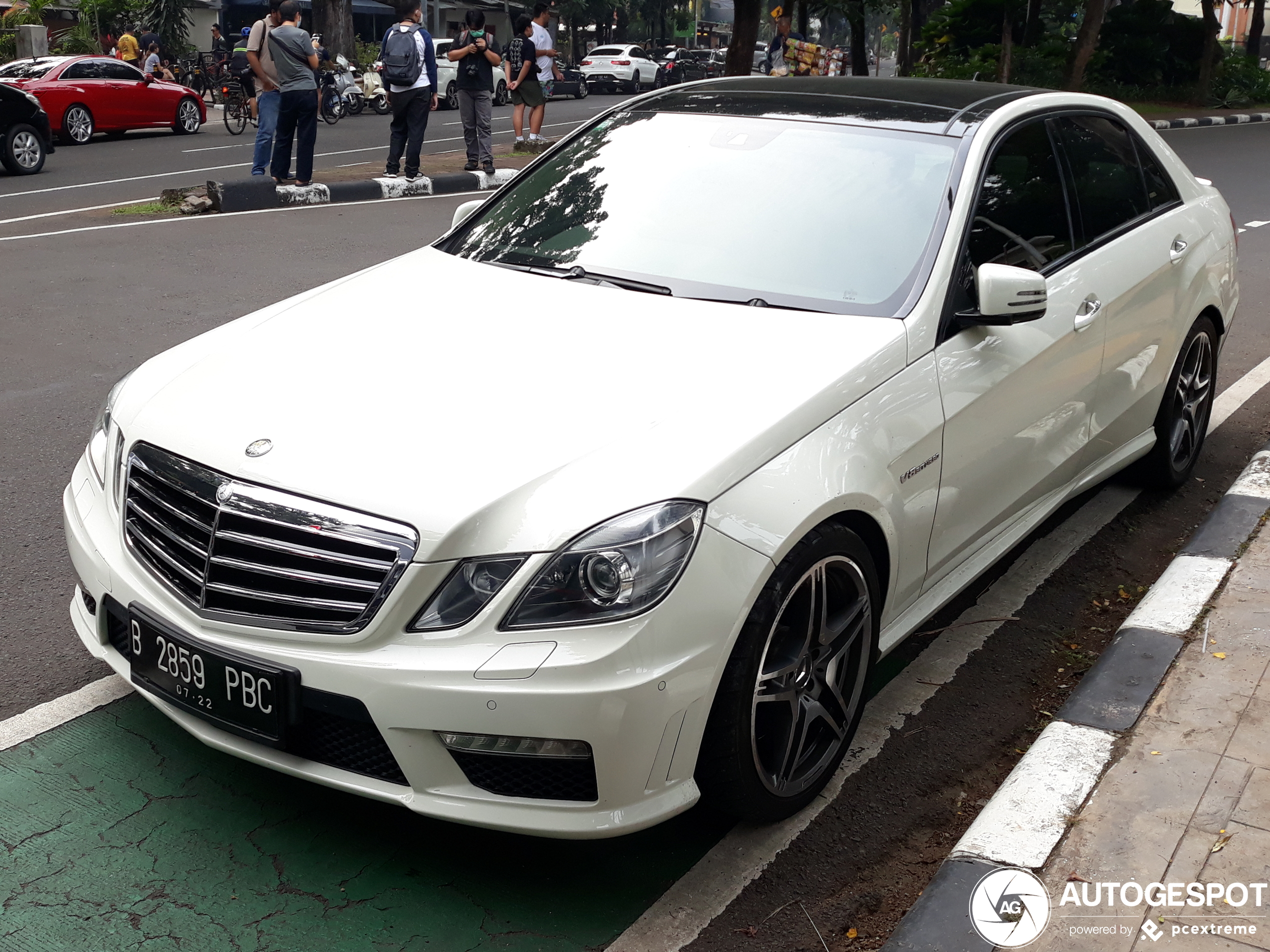 Mercedes-Benz E 63 AMG W212 V8 Biturbo