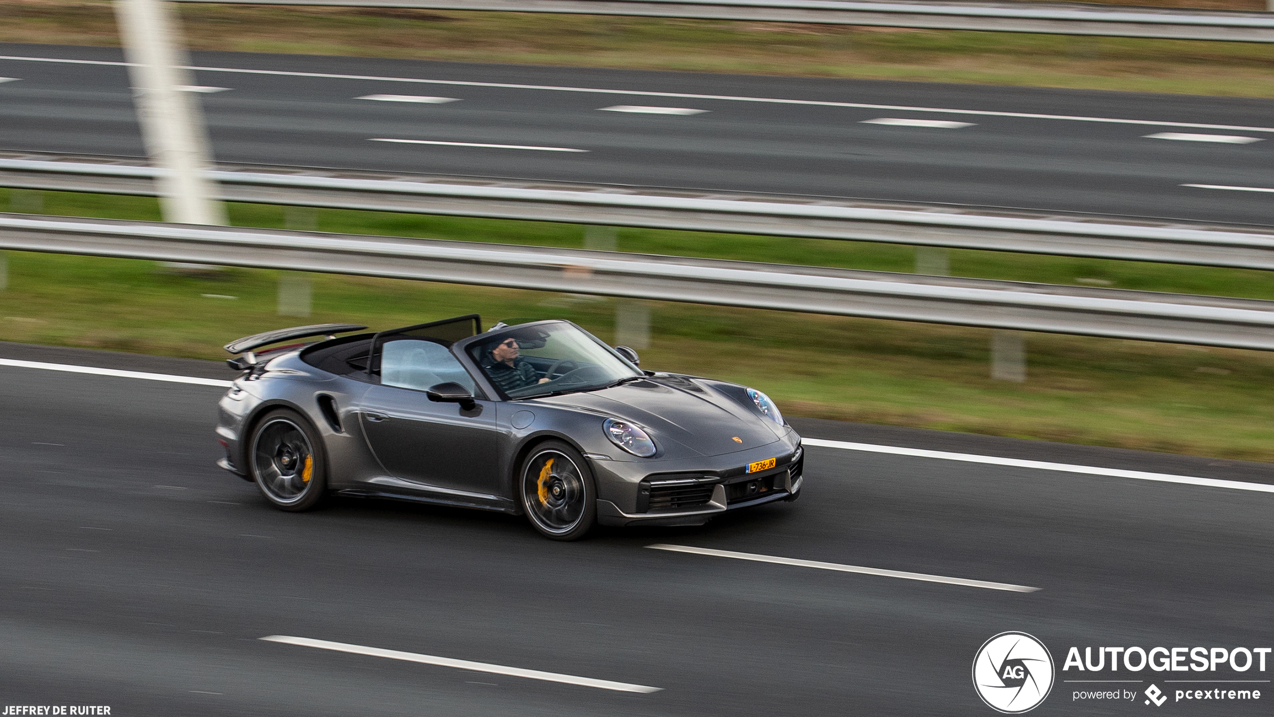 Porsche 992 Turbo S Cabriolet