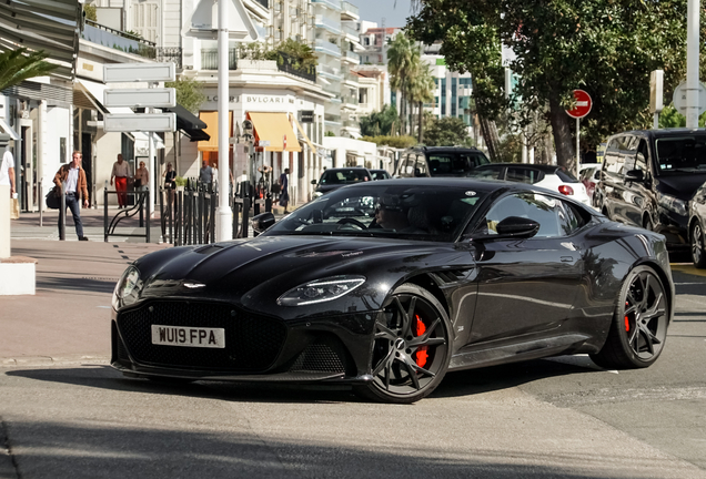 Aston Martin DBS Superleggera