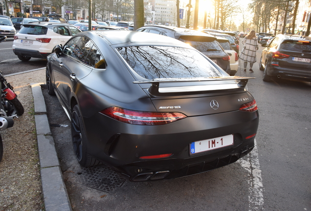 Mercedes-AMG GT 63 S X290