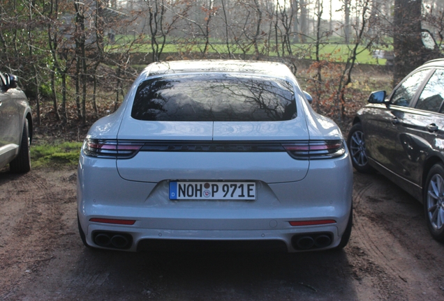 Porsche 971 Panamera Turbo S E-Hybrid