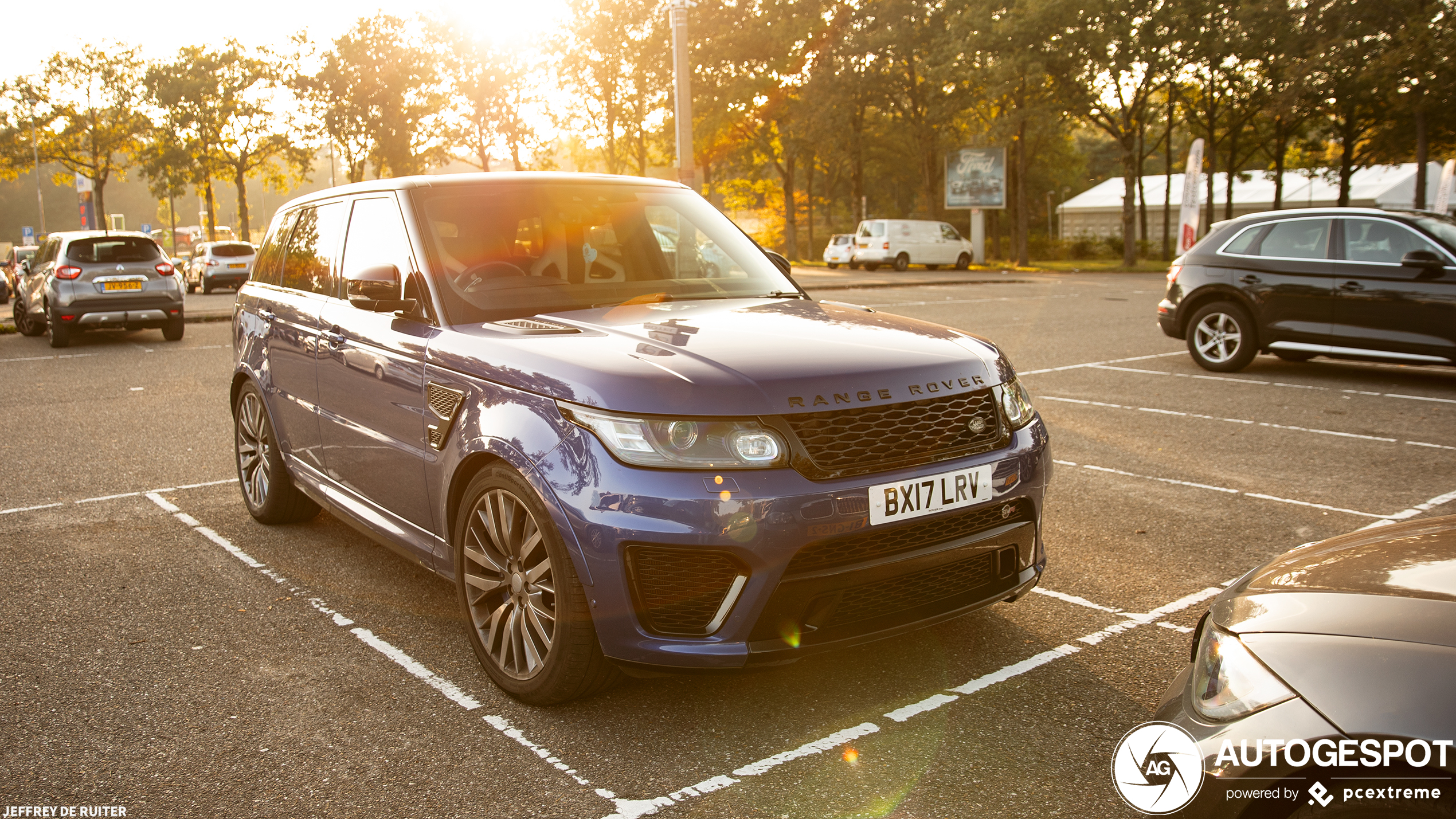 Land Rover Range Rover Sport SVR