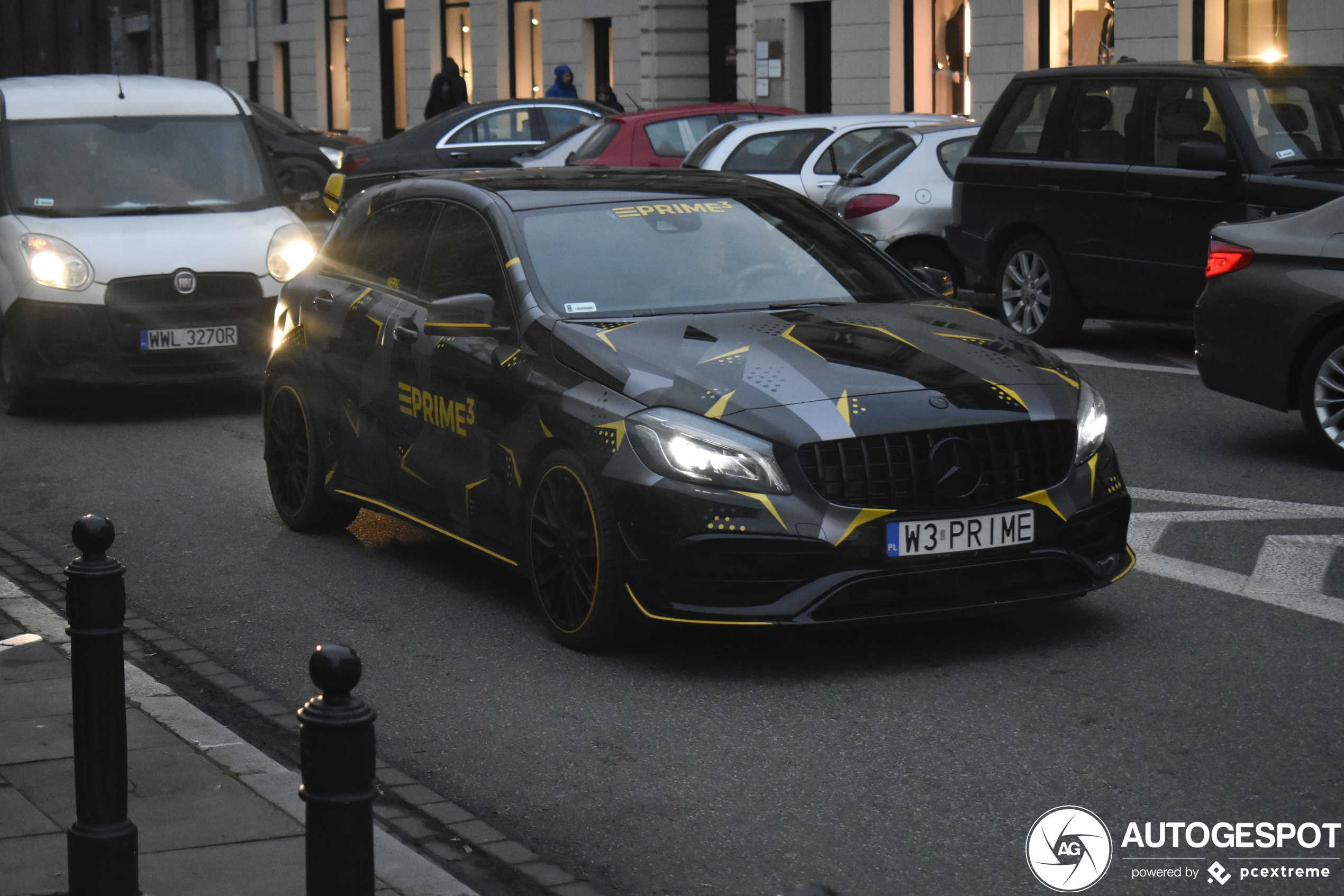 Mercedes-AMG A 45 W176 Yellow Night Edition