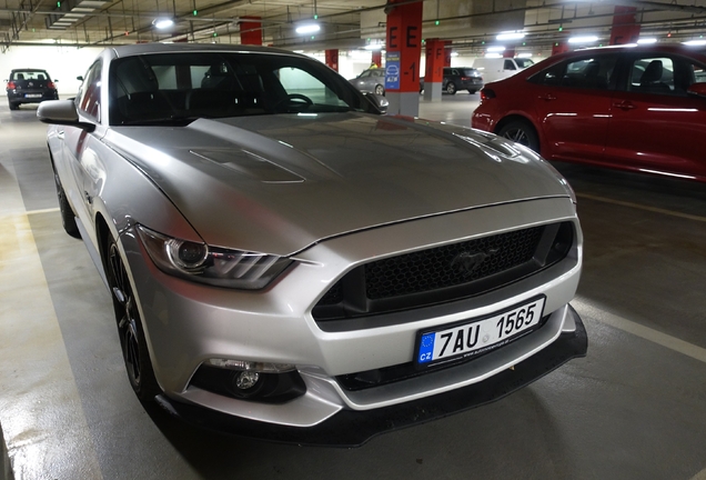 Ford Mustang GT 2015