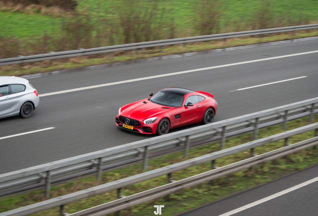 Mercedes-AMG GT C190 2017