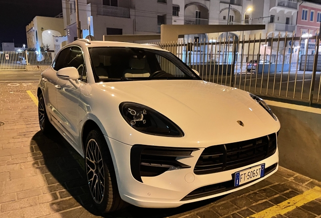 Porsche 95B Macan GTS MkII