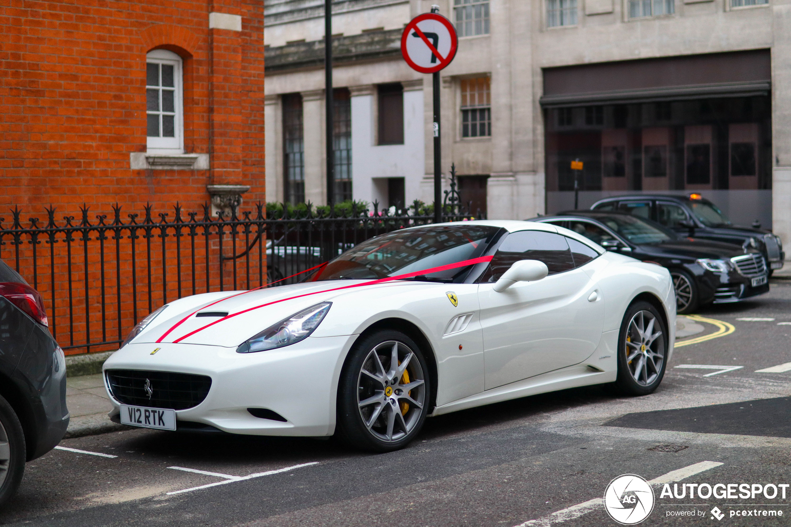 Ferrari California