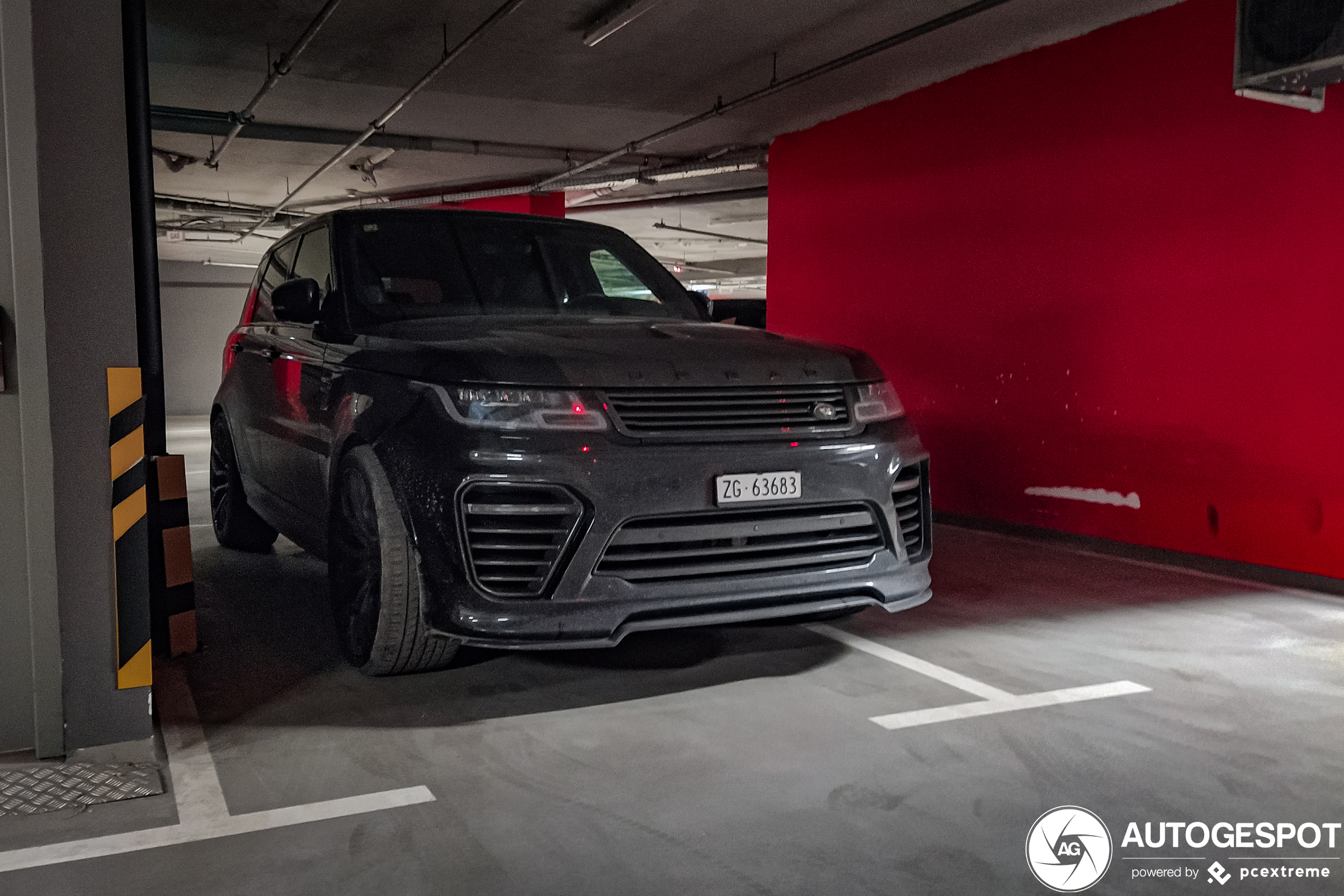Land Rover Urban Edition Land Rover Urban Range Rover Sport SVR 2018 Carbon Edition - 01 ...