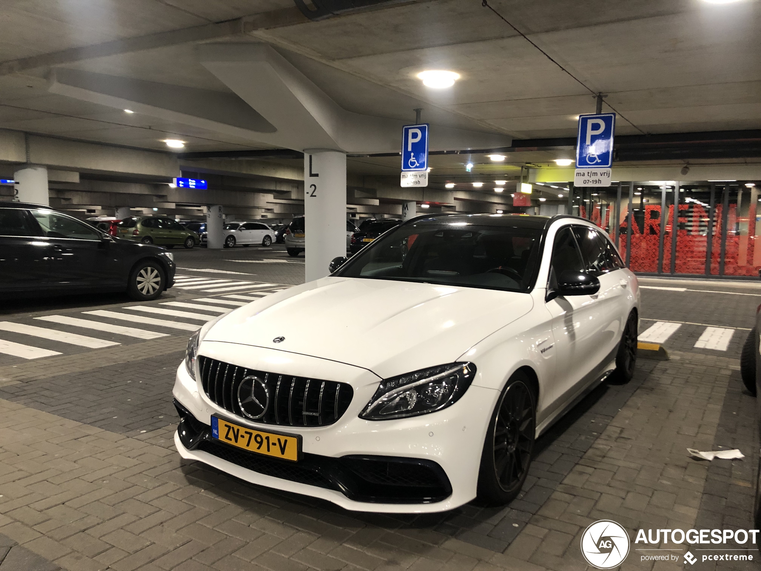 Mercedes-AMG C 63 S Estate S205