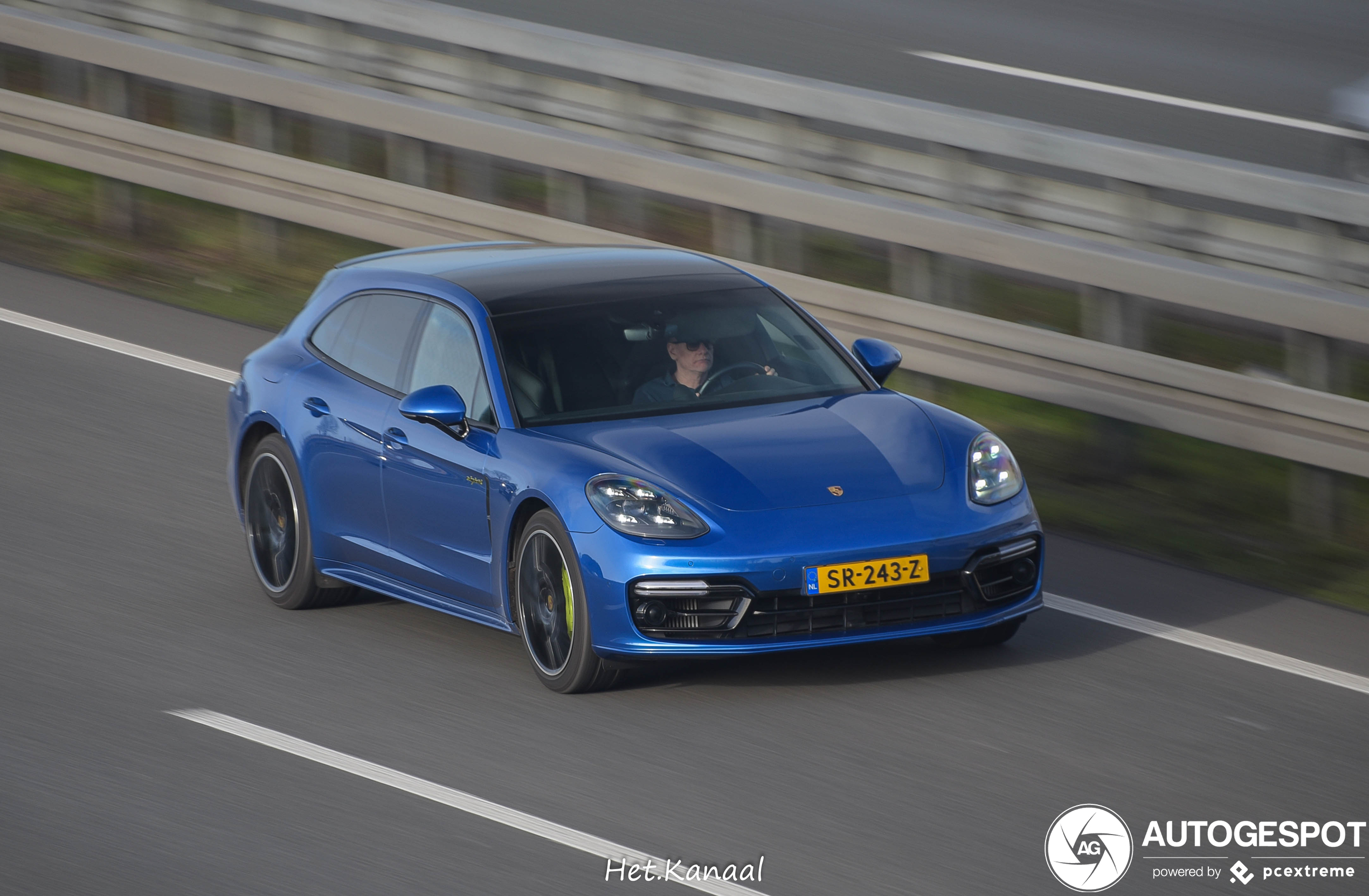 Porsche 971 Panamera Turbo S E-Hybrid Sport Turismo