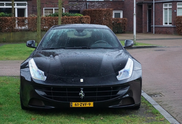 Ferrari FF