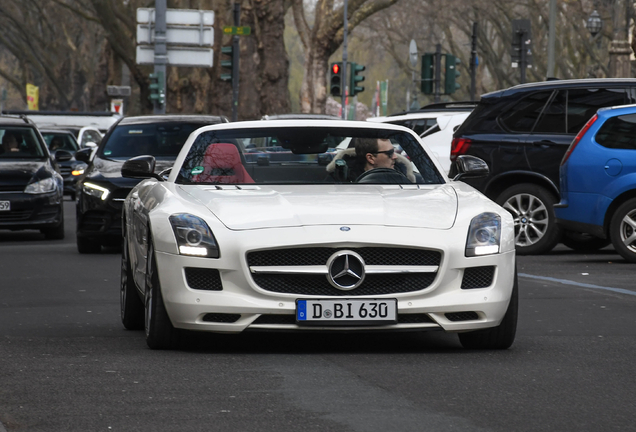 Mercedes-Benz SLS AMG Roadster