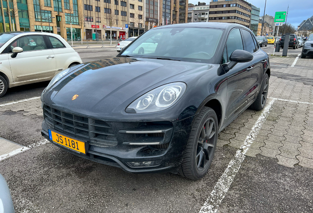 Porsche 95B Macan Turbo