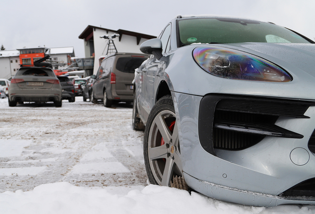 Porsche 95B Macan GTS MkII