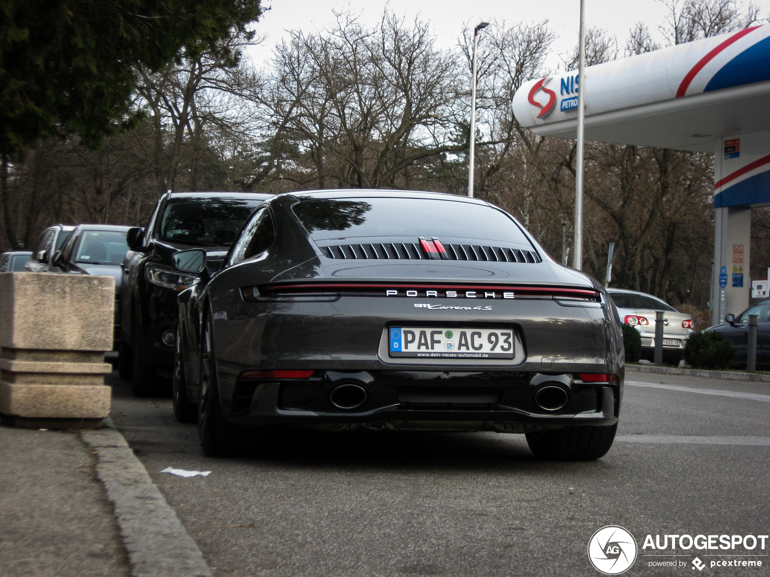 Porsche 992 Carrera 4S