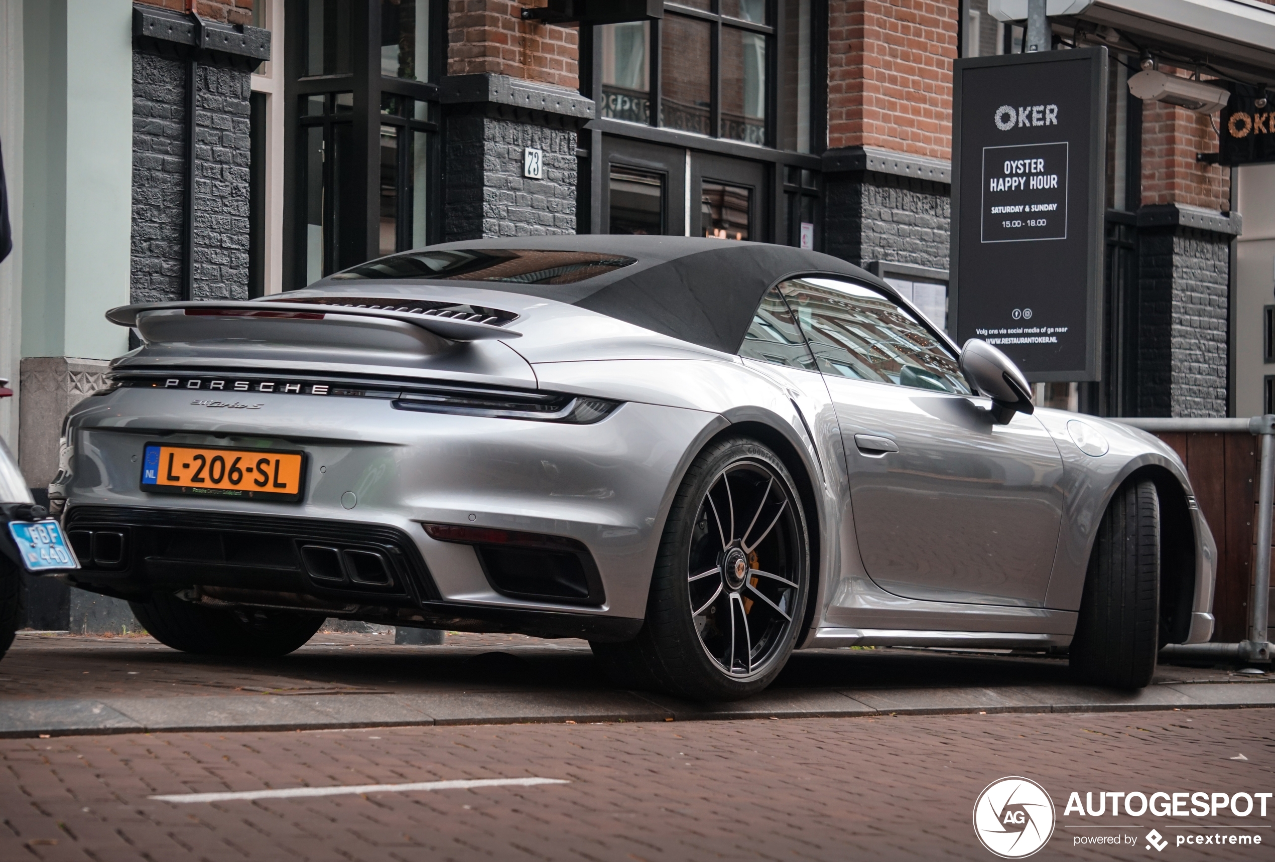 Porsche 992 Turbo S Cabriolet