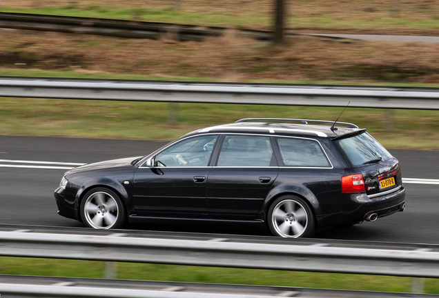 Audi RS6 Avant C5