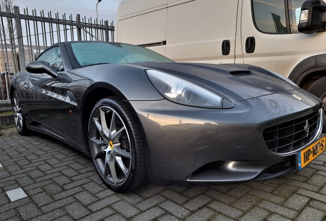 Ferrari California