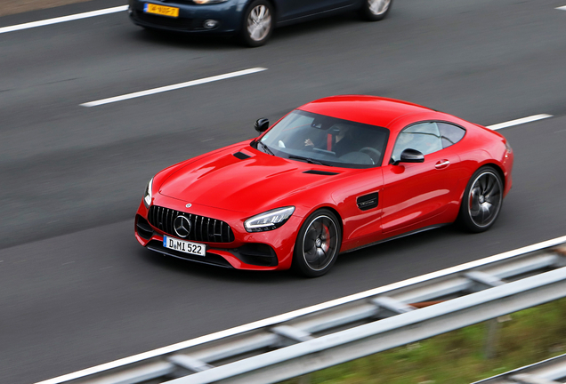 Mercedes-AMG GT S C190 2019