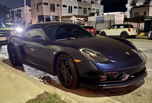 Porsche 718 Cayman GTS