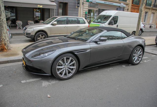 Aston Martin DB11 V8 Volante