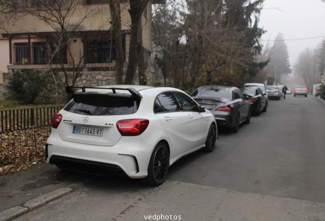 Mercedes-AMG A 45 W176 2015