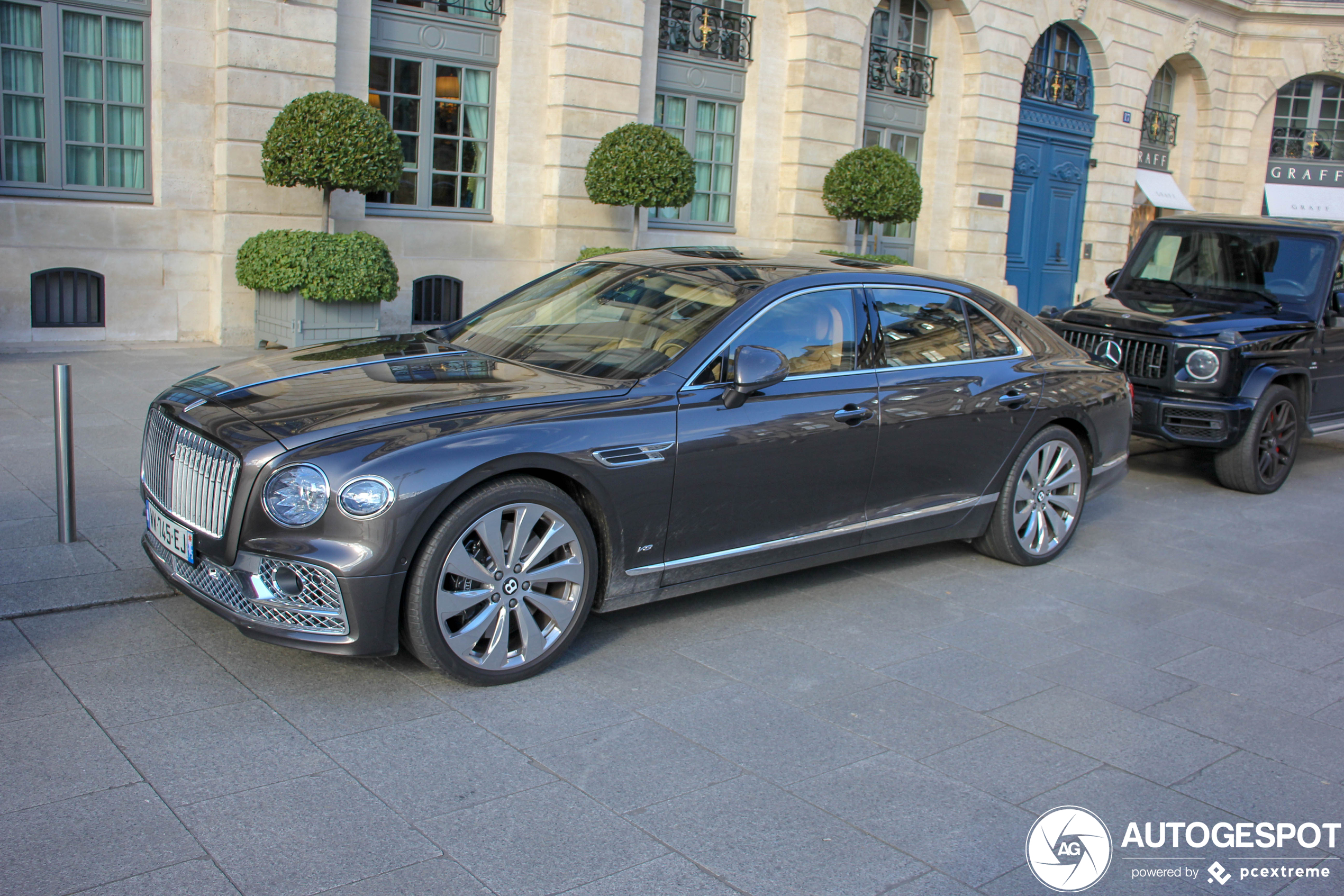 Bentley Flying Spur V8 2021