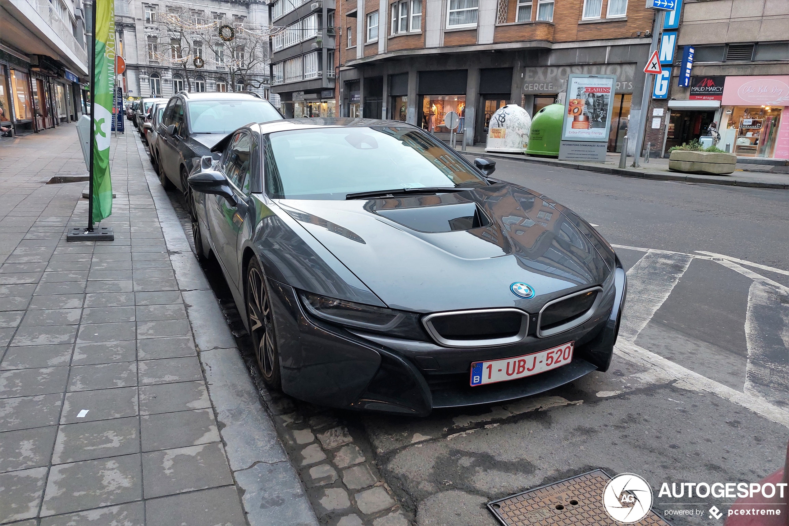 BMW i8