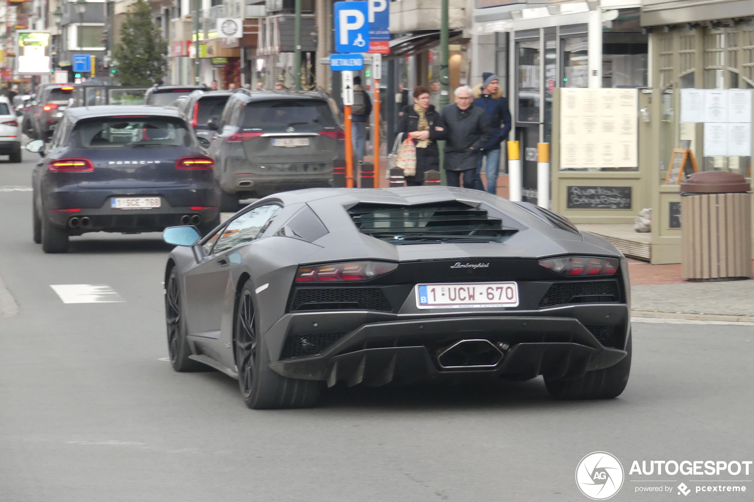 Lamborghini Aventador S LP740-4