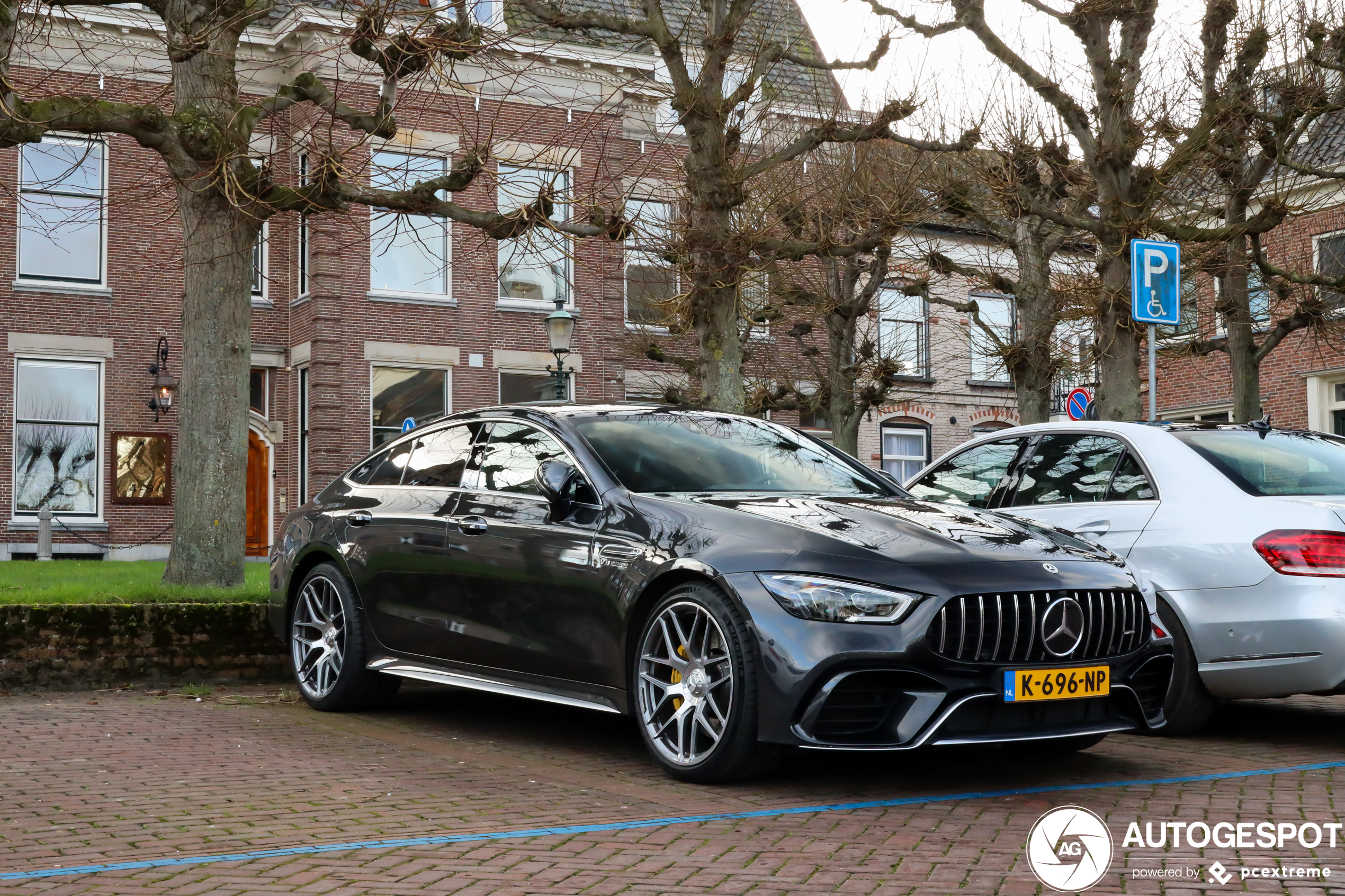 Mercedes-AMG GT 63 S X290