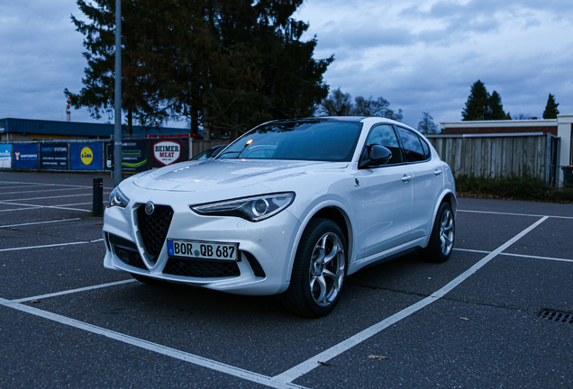 Alfa Romeo Stelvio Quadrifoglio 2020