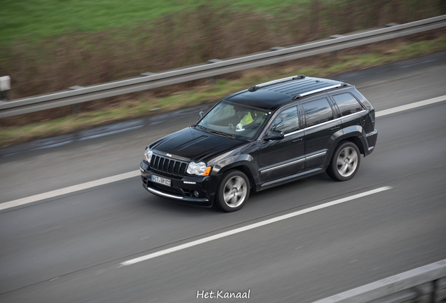 Jeep Grand Cherokee SRT-8 2005