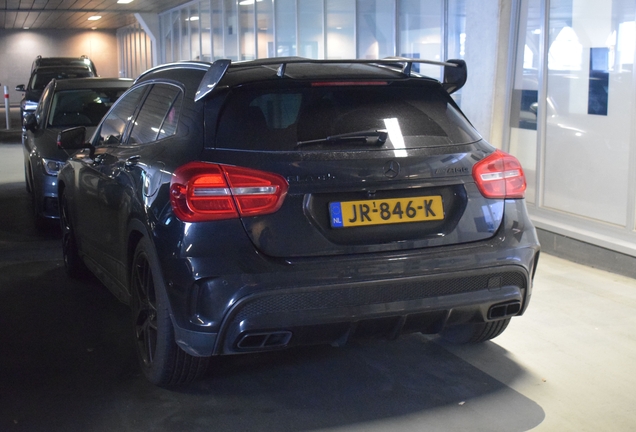 Mercedes-Benz GLA 45 AMG X156