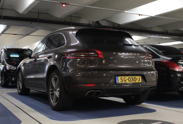 Porsche 95B Macan Turbo