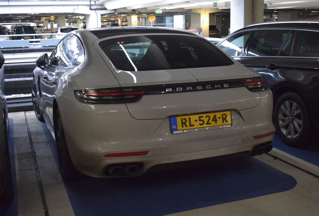 Porsche 971 Panamera Turbo S E-Hybrid