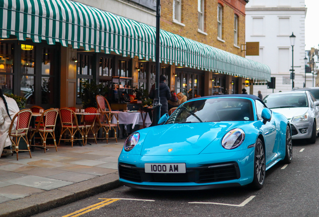 Porsche 992 Carrera 4S Cabriolet