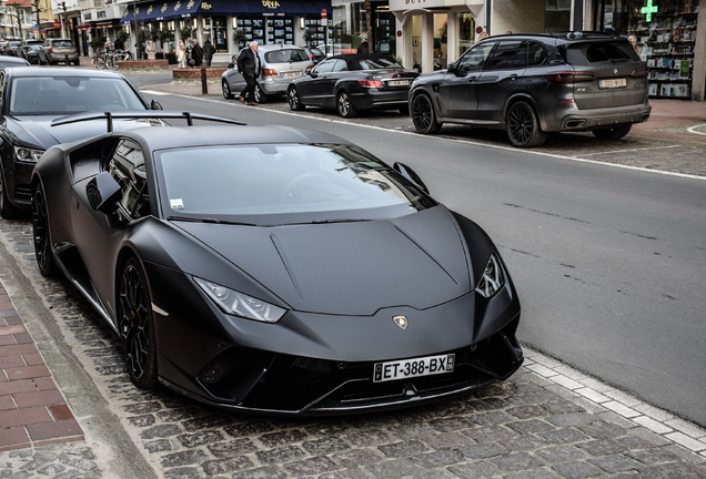 Lamborghini Huracán LP640-4 Performante