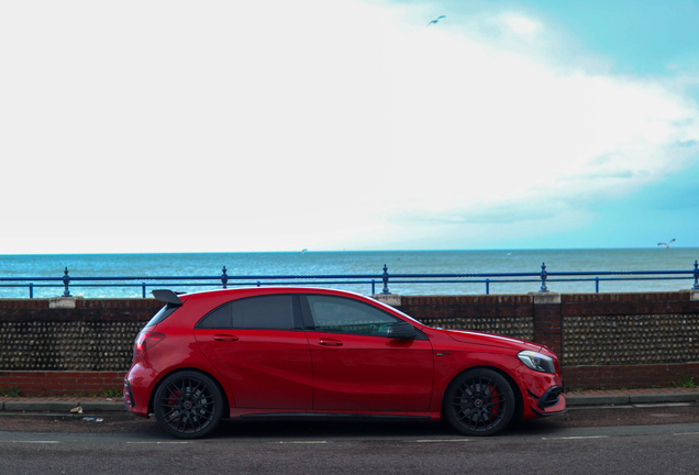 Mercedes-AMG A 45 W176 2015