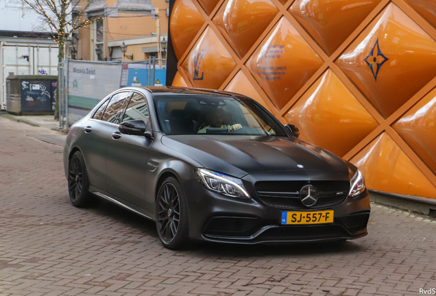 Mercedes-AMG C 63 S W205