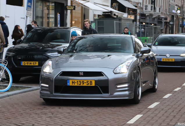 Nissan GT-R 2011