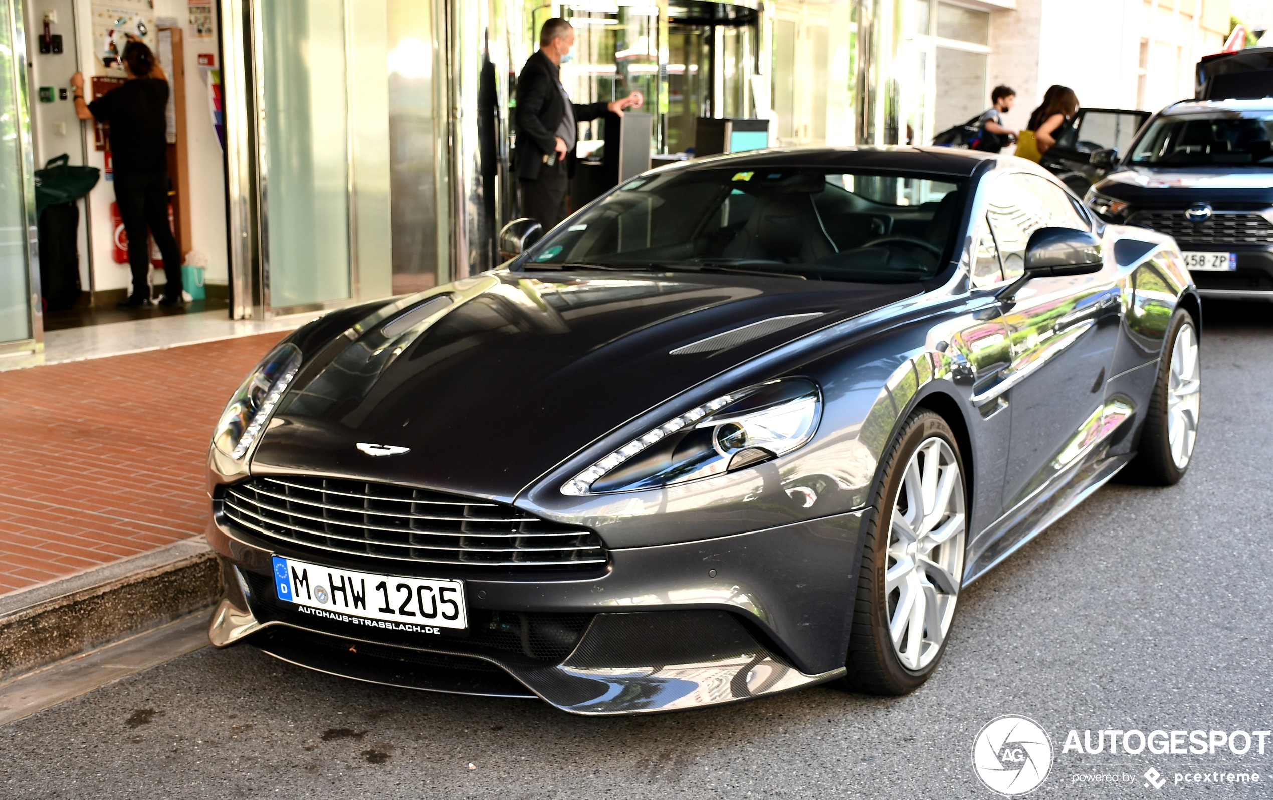 Aston Martin Vanquish 2013