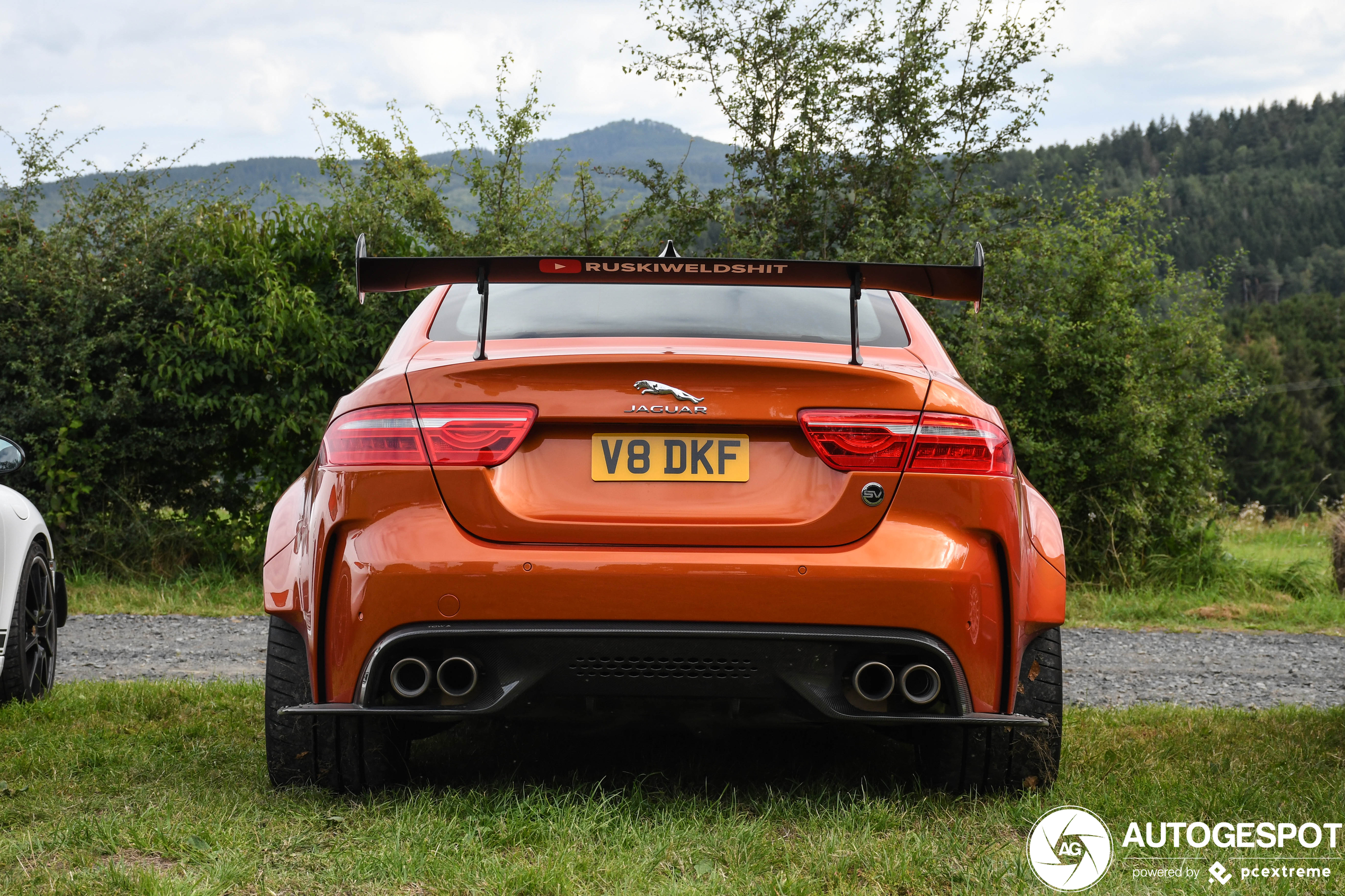 Jaguar XE SV Project 8