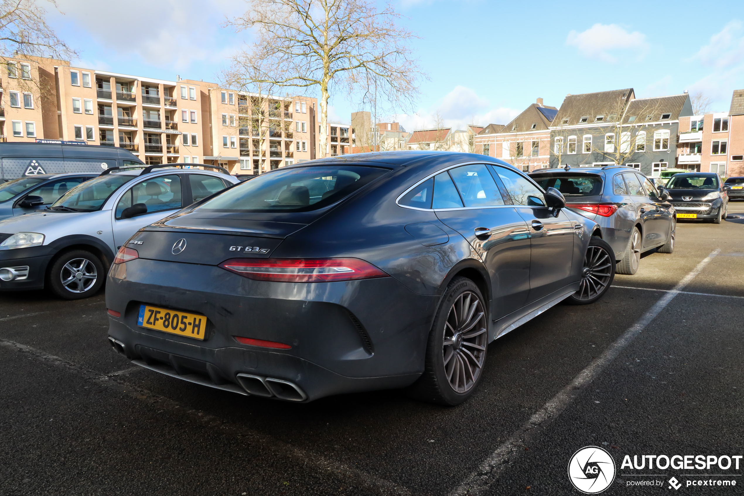 Mercedes-AMG GT 63 S X290