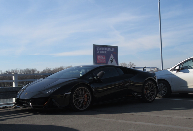 Lamborghini Huracán LP640-4 EVO